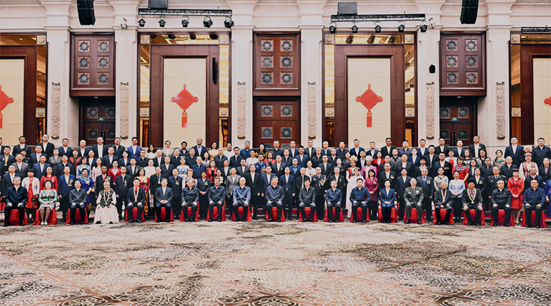 ǡ־ϰƽҪ¡л干ͬγɺͷչ򡢴ʷȻ